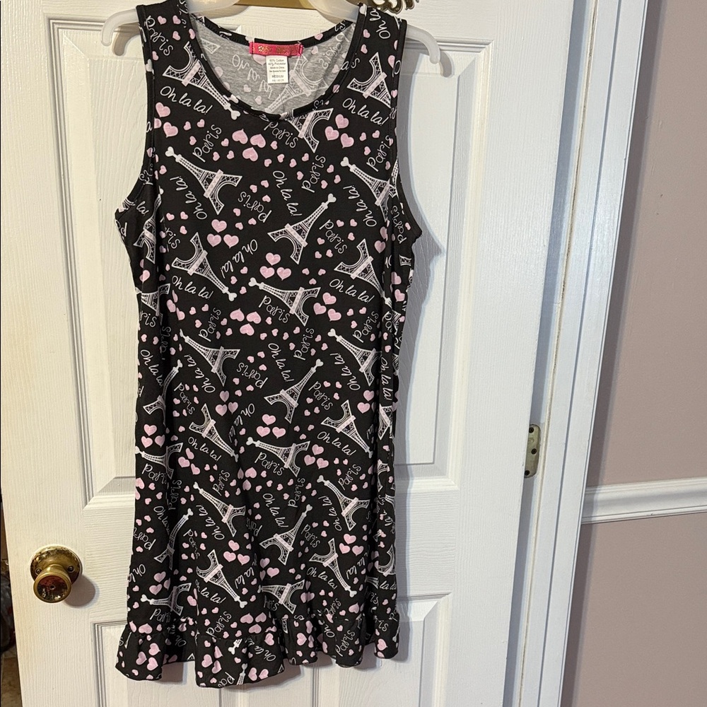 5 MORE MINUTES Paris Eiffel Tower sleeveless dress; size: M